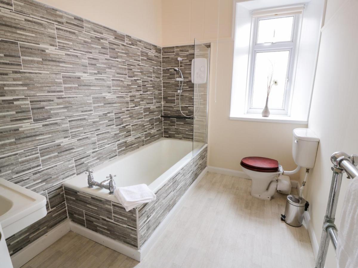 Auchentroig House Apartment Stirling Bagian luar foto