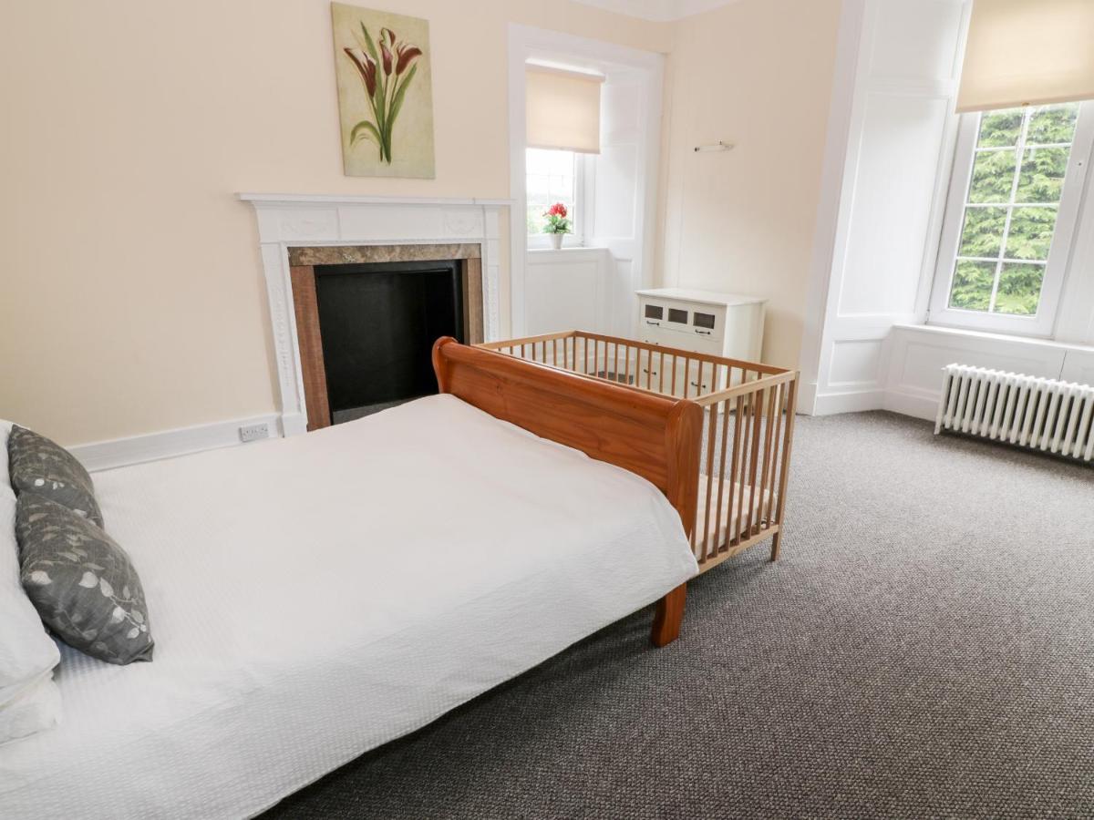 Auchentroig House Apartment Stirling Bagian luar foto