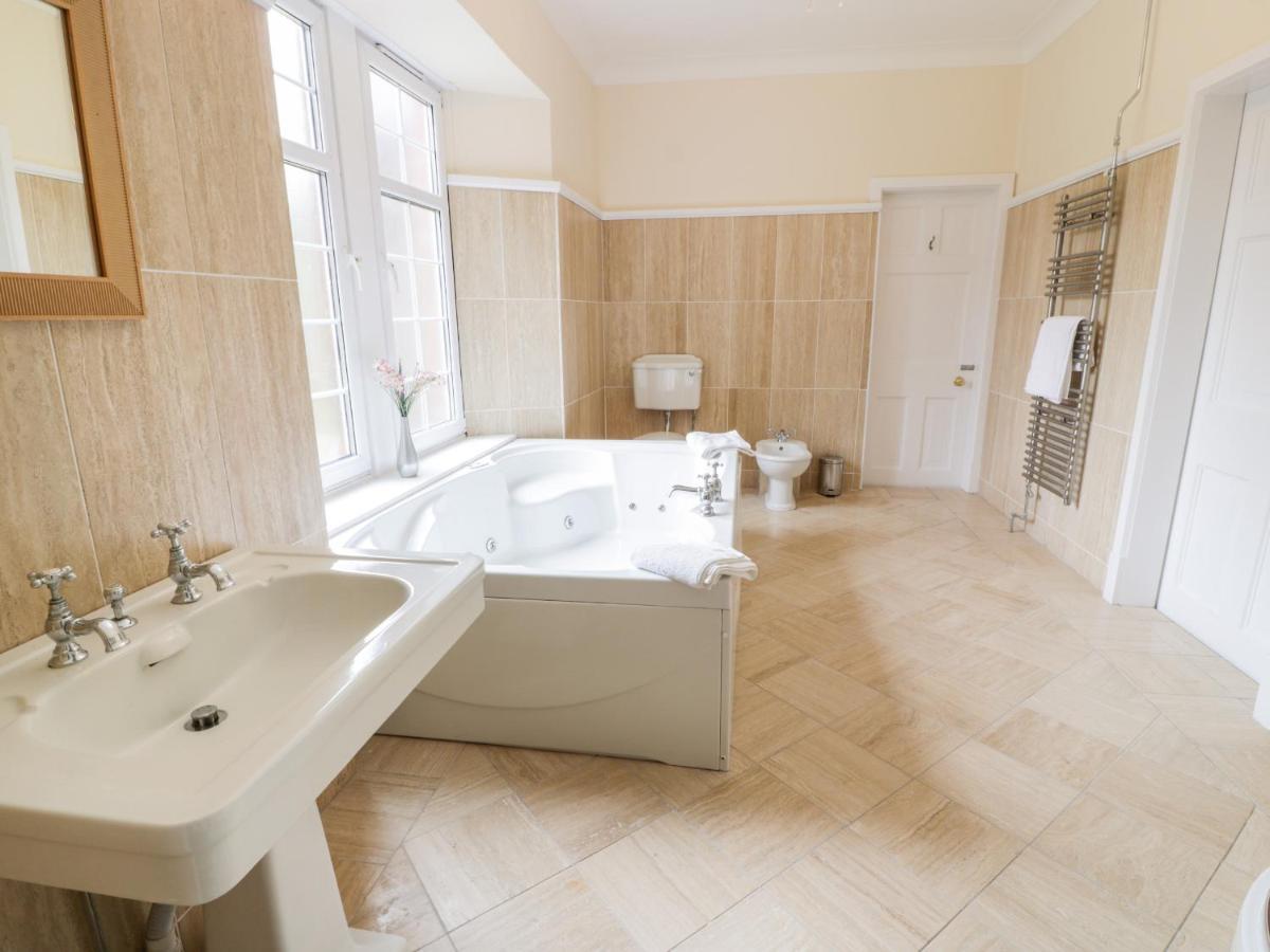 Auchentroig House Apartment Stirling Bagian luar foto